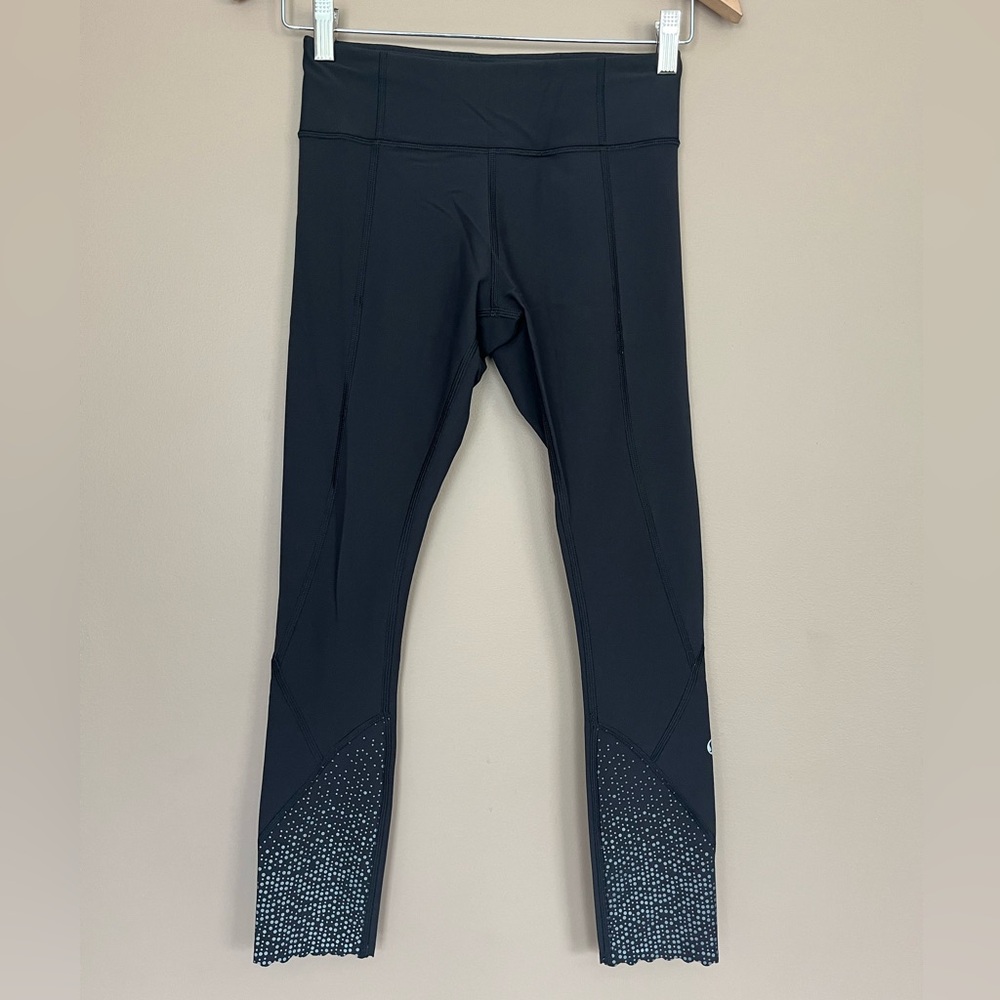 {Lululemon} Tight Stuff Tight Legging in Black - Womens 4